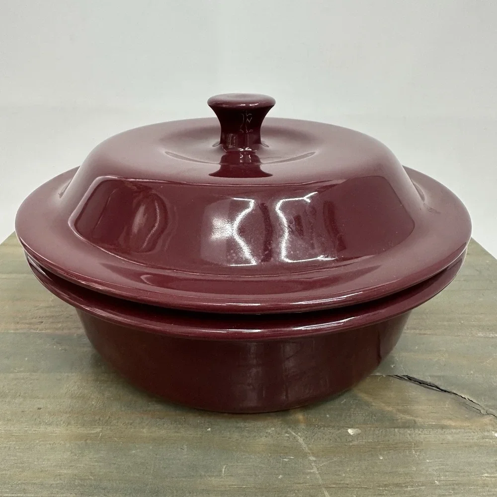 The Pampered Chef 1.5 QT Cranberry Baker Roaster Dutch Oven Stoneware & Lid